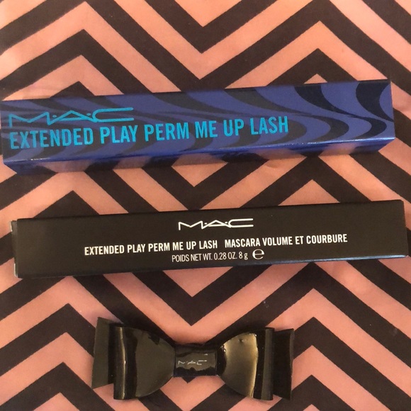MAC Extended Play Mascara NEW - Picture 2 of 2